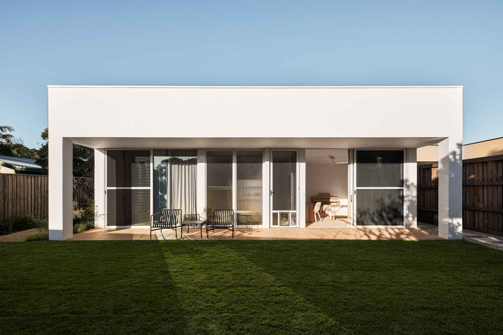 minimalist architect byron bay